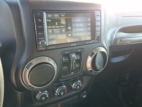 Certified 2018 Jeep Wrangler Unlimited Sport AWD/4WD image 6