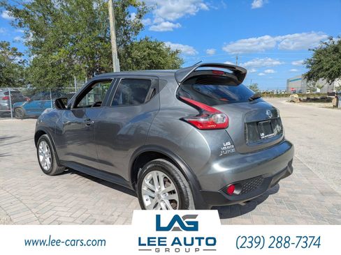 Used 2015 Nissan Juke S FWD image 5
