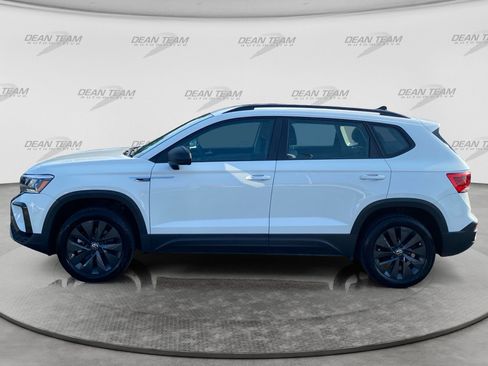 Used 2024 Volkswagen Taos S FWD image 4