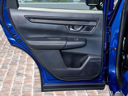 Certified 2025 Honda CR-V Sport-L image 13