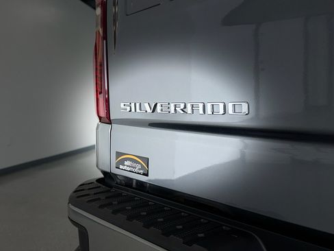 Used 2019 Chevrolet Silverado 1500 LT w/ All-Star Edition AWD/4WD image 35