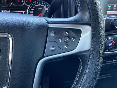Used 2017 GMC Sierra 1500 SLE w/ SLE Value Package image 19