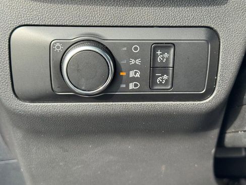 Used 2025 Ford Escape Active FWD image 21