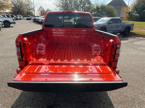 New 2025 Nissan Frontier PRO-4X w/ Tow Package image 7