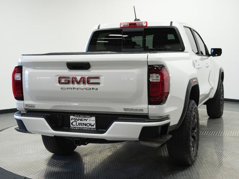 Used 2024 GMC Canyon Elevation w/ Convenience Package RWD image 8