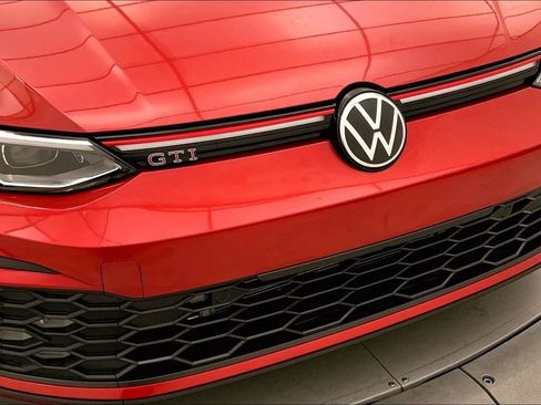 Used 2024 Volkswagen GTI SE image 29