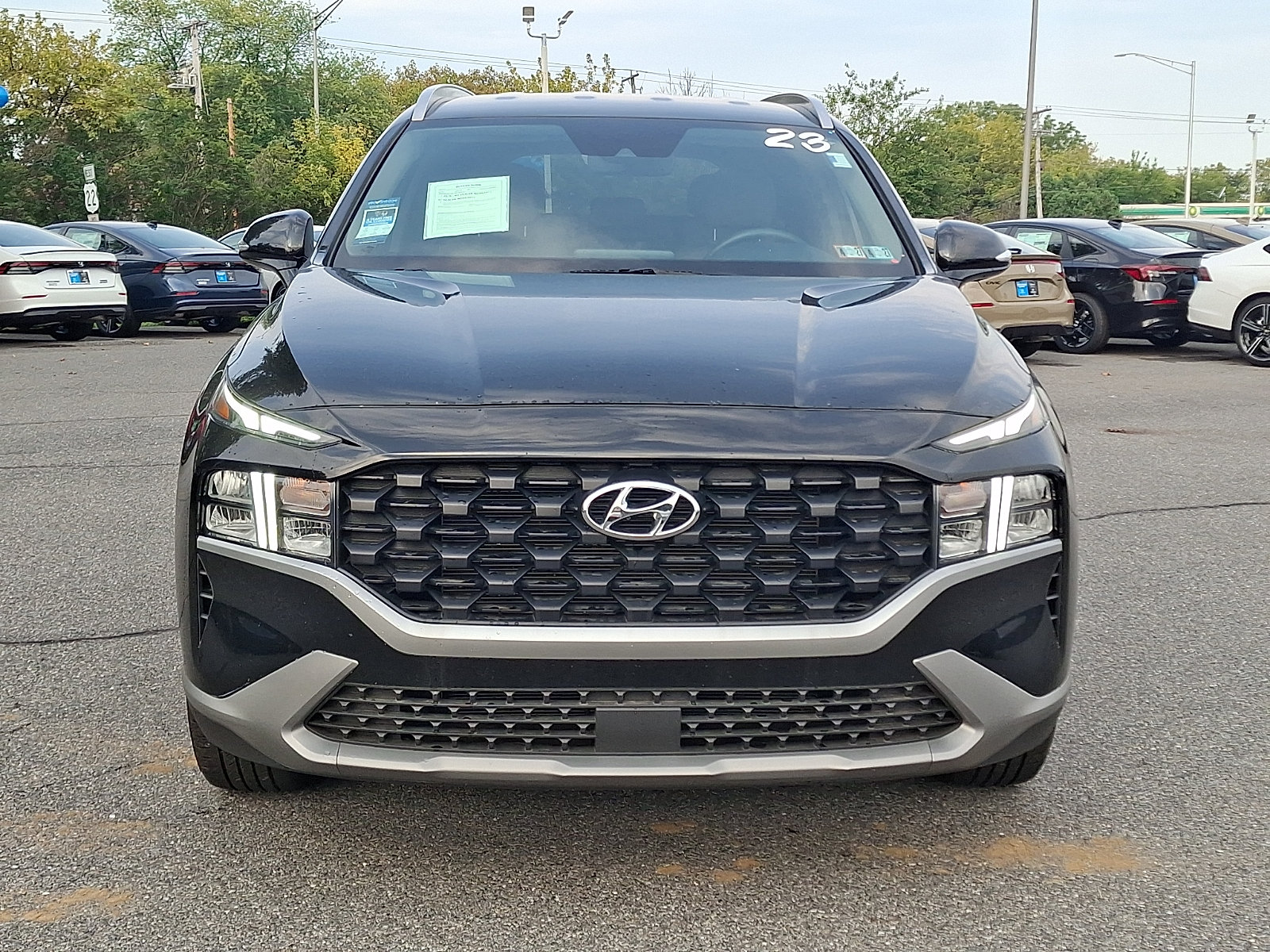 Used 2023 Hyundai Santa Fe SEL AWD/4WD image 2