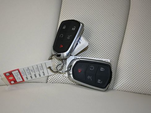 Used 2021 Cadillac XT5 Premium Luxury image 31