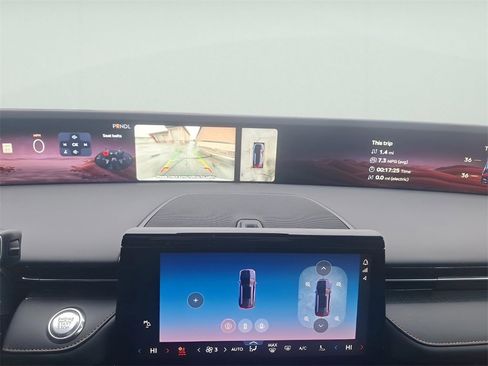 Used 2024 Lincoln Nautilus Reserve w/ Equipment Group 202A image 26