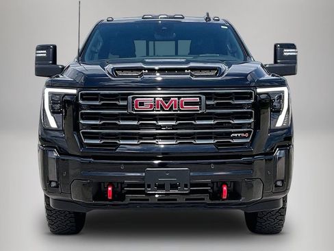 Used 2024 GMC Sierra 2500 AT4 w/ AT4 Premium Plus Package AWD/4WD image 3