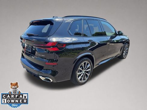 Used 2025 BMW X5 xDrive40i w/ M Sport Package AWD/4WD image 4
