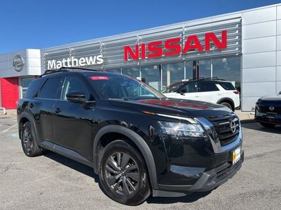Certified 2022 Nissan Pathfinder SV