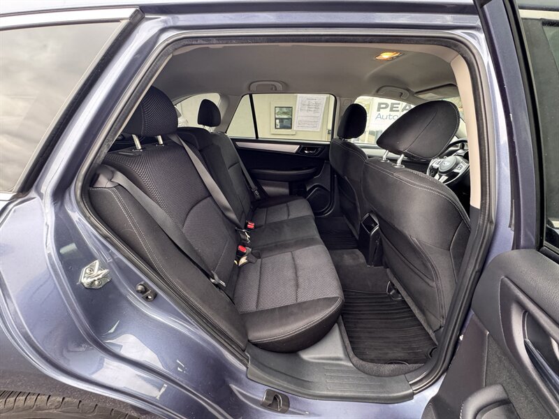 Used 2016 Subaru Outback 2.5i Premium AWD/4WD image 32