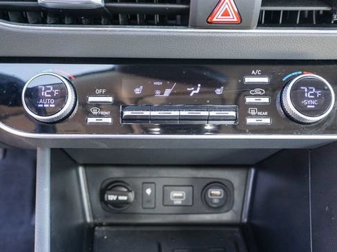 Used 2023 Hyundai Sonata SEL w/ Convenience Package FWD image 15
