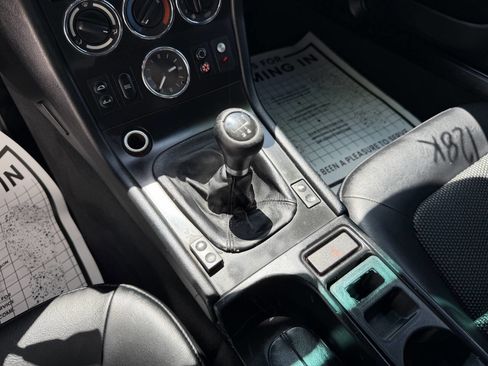 Used 2000 BMW Z3 2.5i RWD image 15