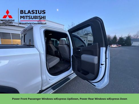 Used 2021 GMC Sierra 1500 SLT w/ SLT Premium Package image 13