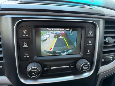 Used 2017 RAM 3500 Tradesman w/ Chrome Appearance Group AWD/4WD image 14