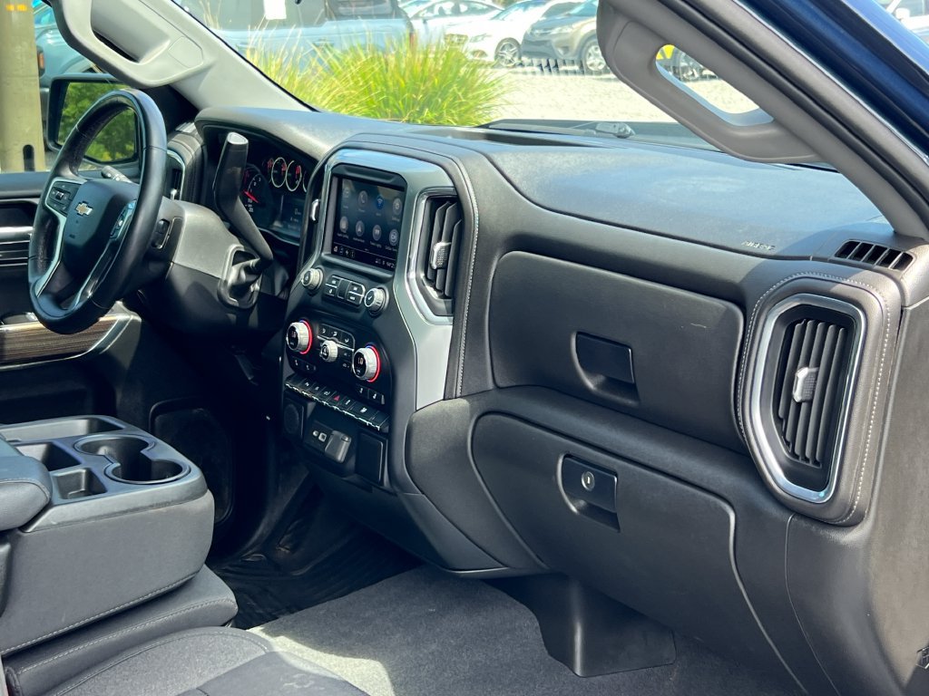 Used 2022 Chevrolet Silverado 1500 LT w/ Safety Package AWD/4WD image 22
