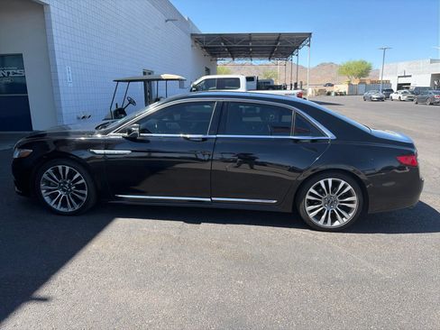 Used 2017 Lincoln Continental Reserve w/ Luxury Package AWD/4WD image 2
