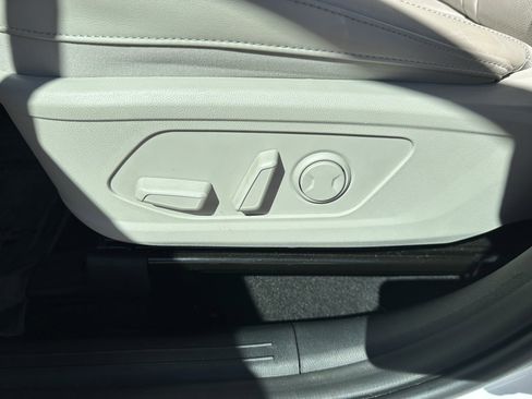 Used 2023 Kia Sorento EX w/ Panoramic Sunroof Package image 32