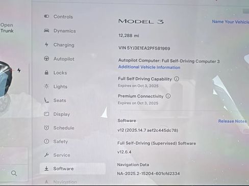 Used 2023 Tesla Model 3 Standard Range image 16