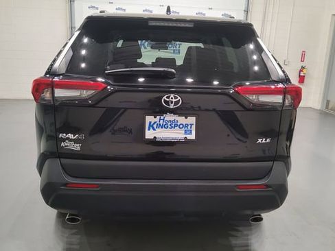 Used 2024 Toyota RAV4 XLE FWD image 6