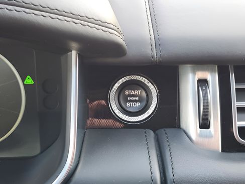 Used 2017 Land Rover Range Rover SV Autobiography Dynamic image 14