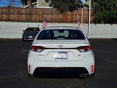 Certified 2025 Toyota Corolla SE image 20