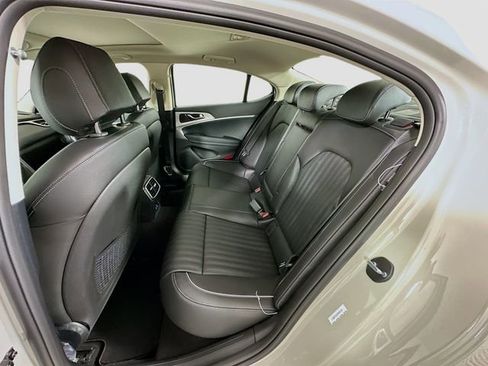 New 2026 Genesis G70 2.5T Prestige image 17