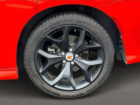 Used 2019 Dodge Charger R/T image 37