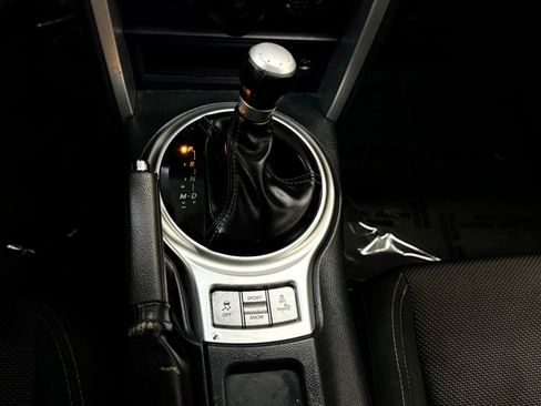 Used 2018 Toyota 86 RWD image 29