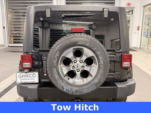 Certified 2017 Jeep Wrangler Unlimited Sahara w/ Connectivity Group image 8