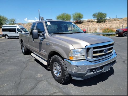 Used 2004 Ford F350 XL image 3