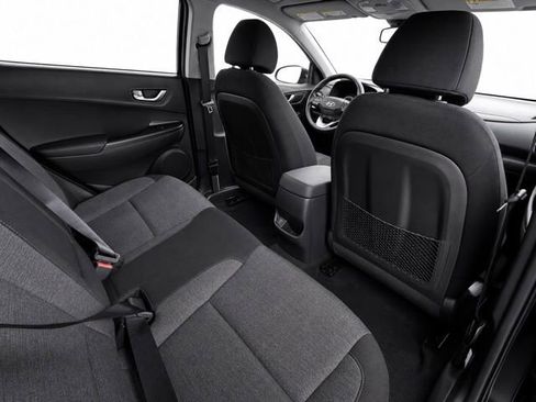 Used 2023 Hyundai Kona SE FWD image 19