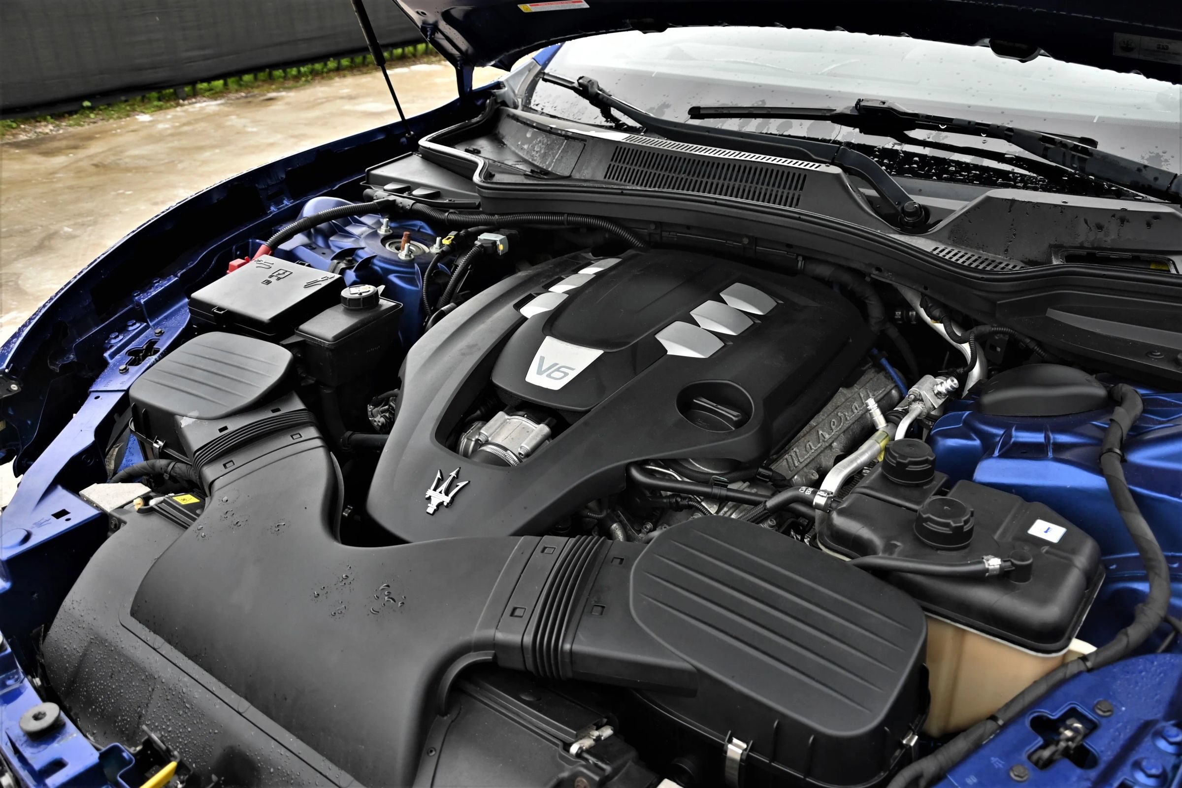 Used 2016 Maserati Ghibli RWD image 19