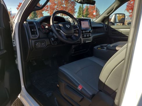 New 2026 RAM 3500 Tradesman image 10