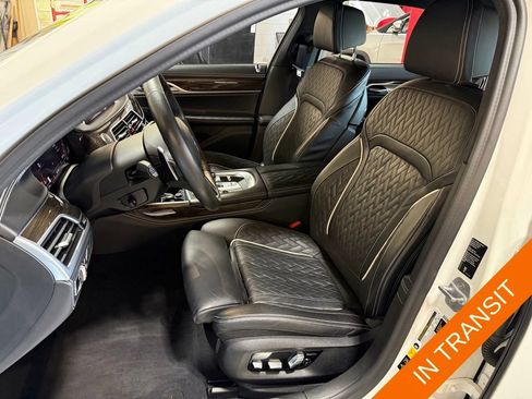 Used 2020 BMW M760i xDrive w/ Luxury Rear Seating Package AWD/4WD image 24