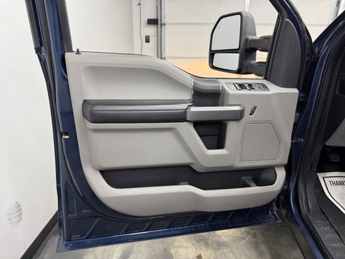 Used 2017 Ford F150 XLT w/ Equipment Group 301A Mid image 10