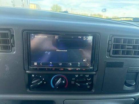 Used 2003 Ford F250 4x4 Crew Cab Super Duty image 2