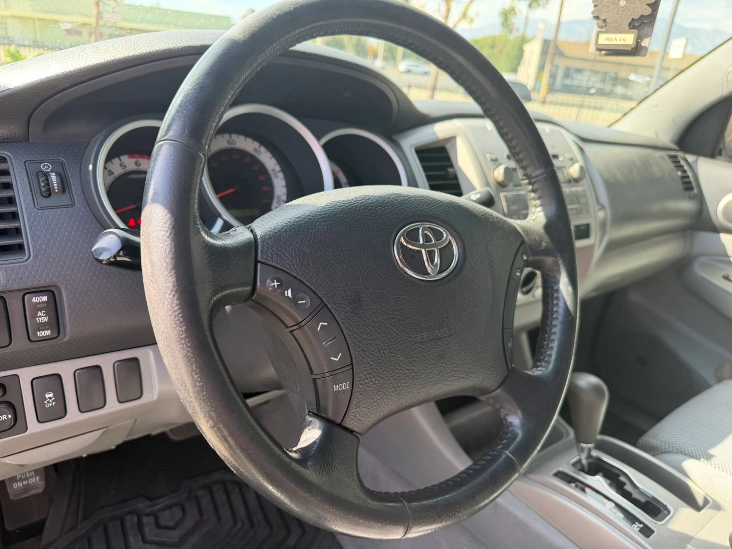Used 2011 Toyota Tacoma PreRunner w/ TRD Sport Pkg w/JBL Audio RWD image 11