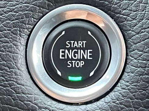 Certified 2021 GMC Yukon XL Denali AWD/4WD image 37