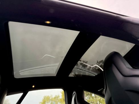 Used 2016 Tesla Model S 75 image 20