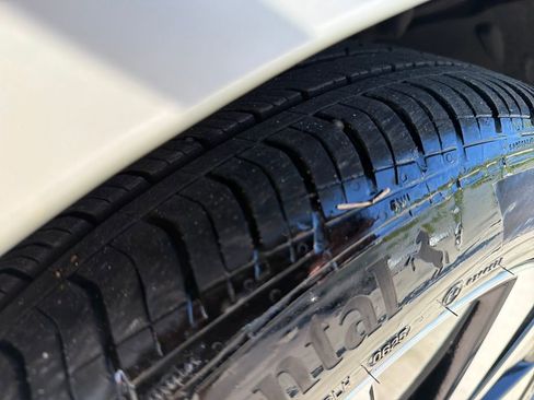 Used 2021 Nissan Altima 2.5 SV w/ SV Premium Package image 13