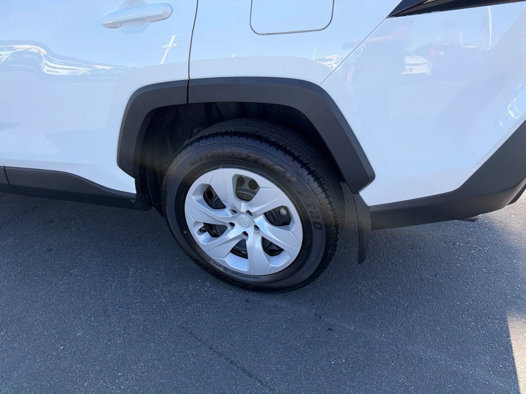 Certified 2023 Toyota RAV4 LE FWD image 10