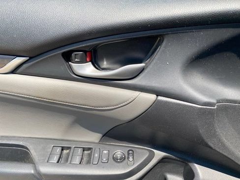 Used 2019 Honda Civic EX-L image 16