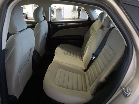 Used 2018 Ford Fusion S image 17