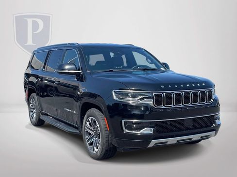 Certified 2024 Jeep Wagoneer L Series II AWD/4WD image 1