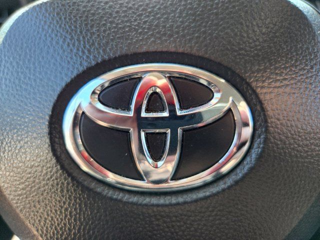 Used 2025 Toyota Corolla LE FWD image 30