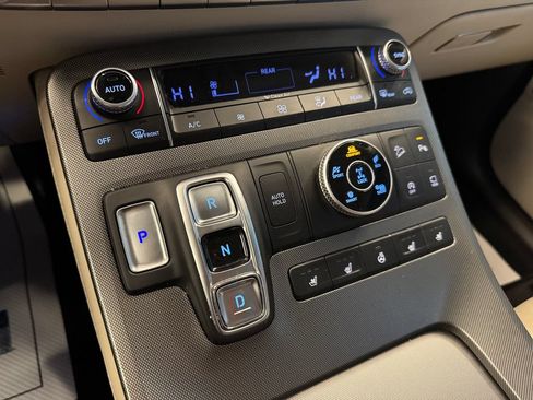 Used 2020 Hyundai Palisade Limited AWD/4WD image 14