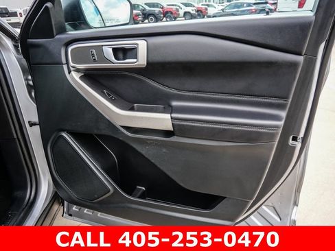 Used 2023 Ford Explorer XLT w/ Equipment Group 202A AWD/4WD image 73